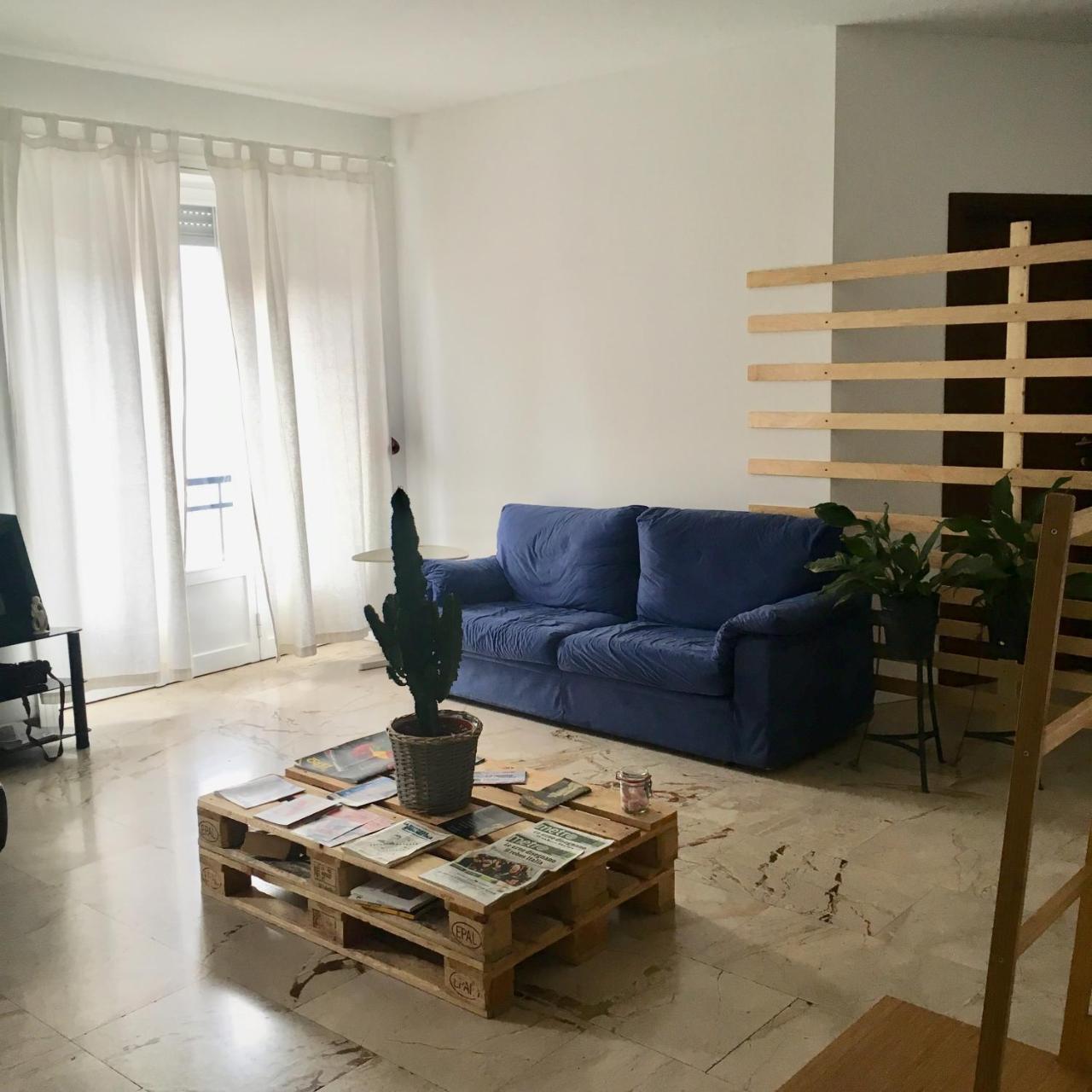 Lotus B&B, Milan